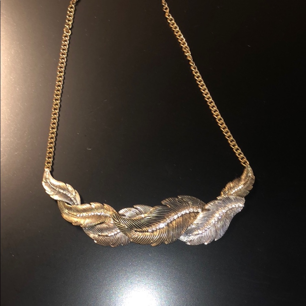 Two-tone Feather Necklace